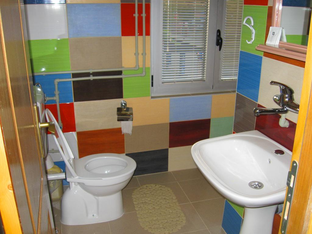 Amfora Rooms Caribrod Dimitrovgrad Camera foto