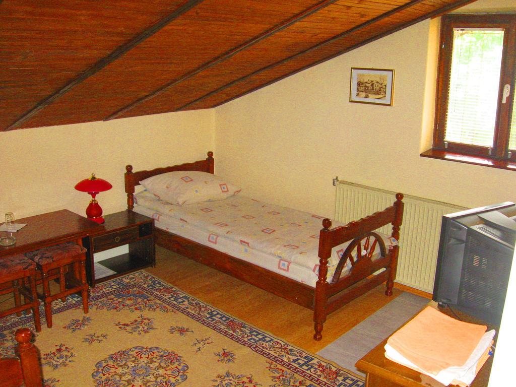 Amfora Rooms Caribrod Dimitrovgrad Camera foto
