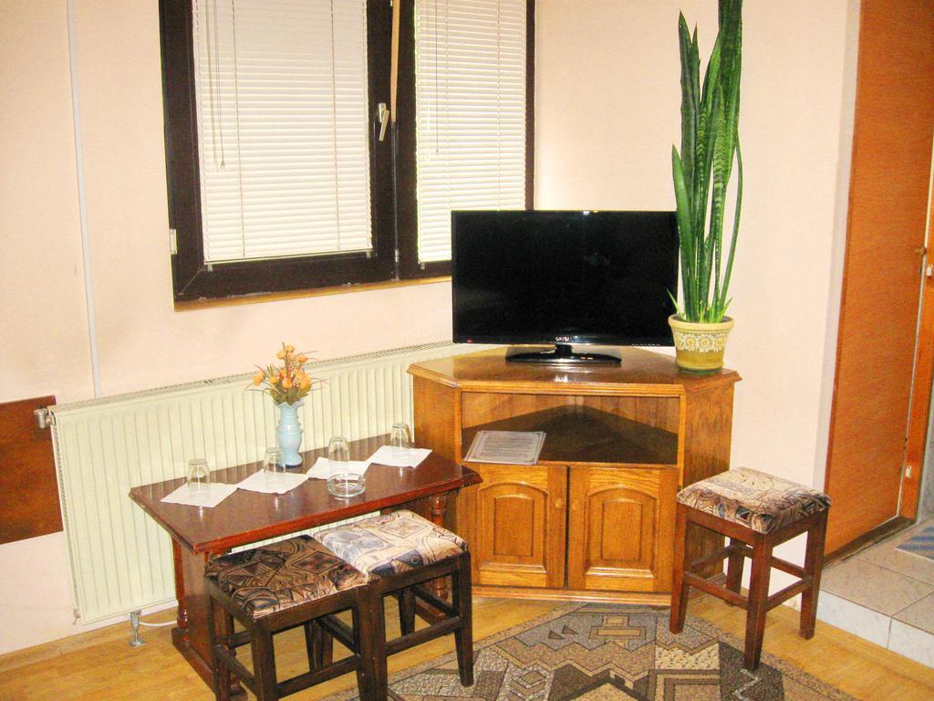Amfora Rooms Caribrod Dimitrovgrad Camera foto