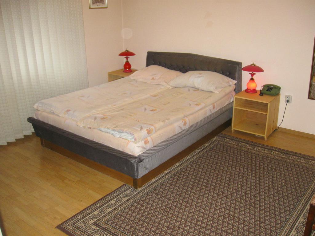 Amfora Rooms Caribrod Dimitrovgrad Camera foto