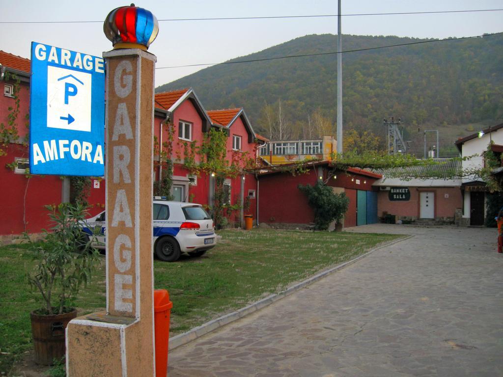 Amfora Rooms Caribrod Dimitrovgrad Esterno foto
